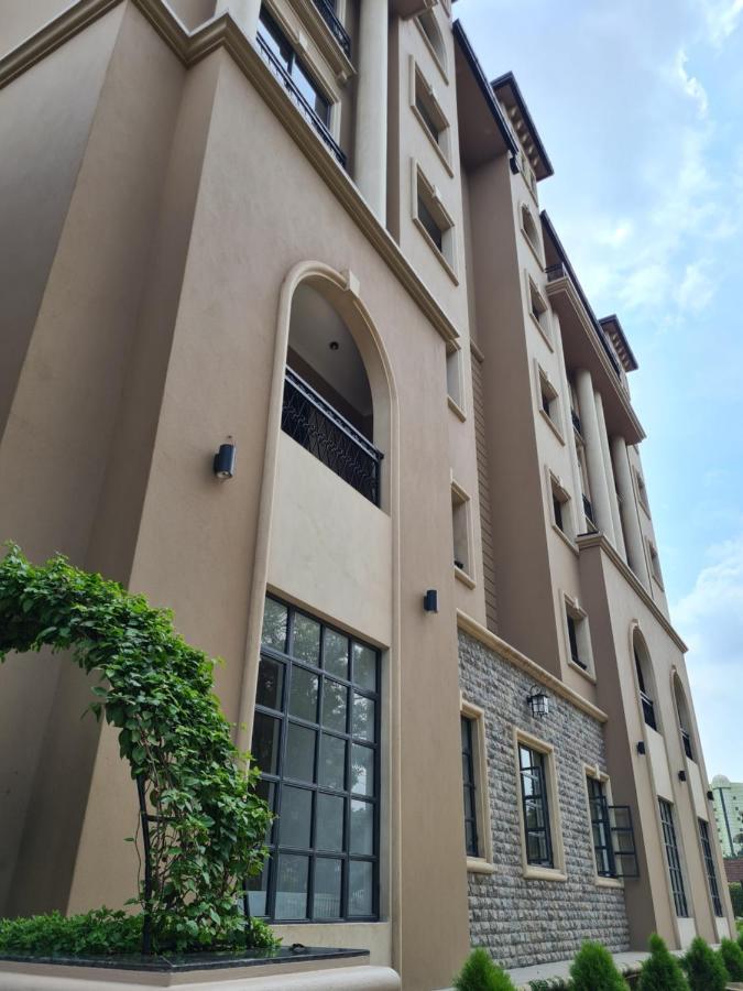 Fontis Residences Hotel Kampala Exteriör bild
