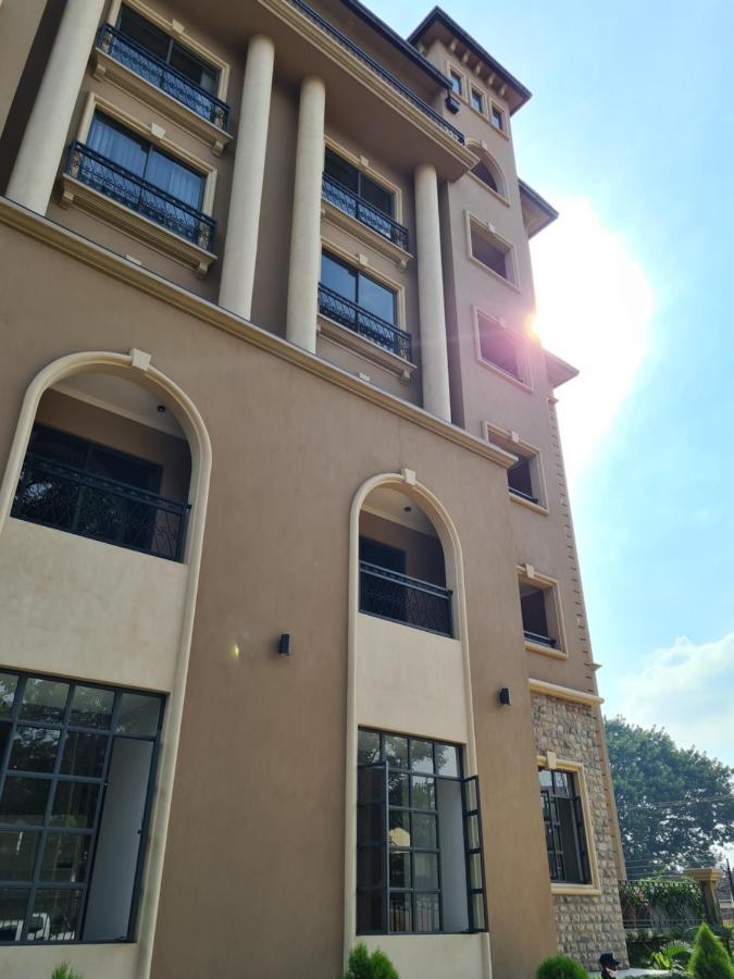 Fontis Residences Hotel Kampala Exteriör bild
