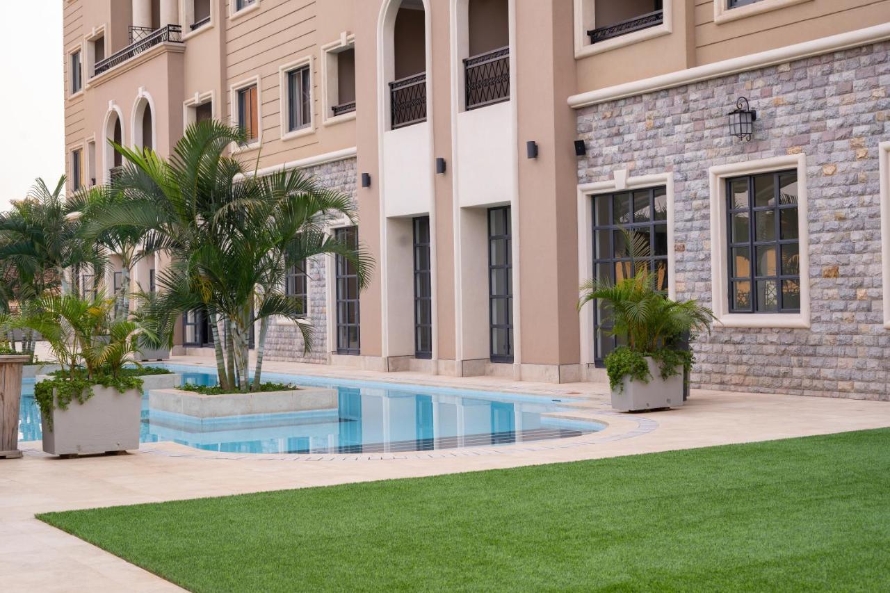 Fontis Residences Hotel Kampala Exteriör bild