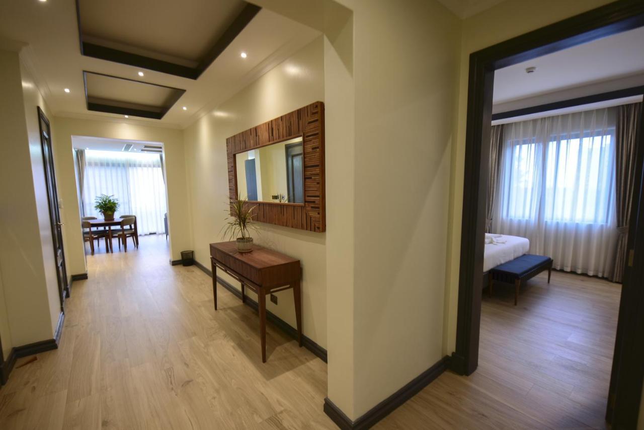 Fontis Residences Hotel Kampala Exteriör bild